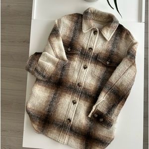 The Aritzia Ganna Shirt Jacket